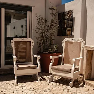 https://moradia-estoril.hotels-lisbon-portugal.com